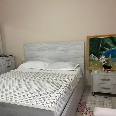 Prendi's In Apartament